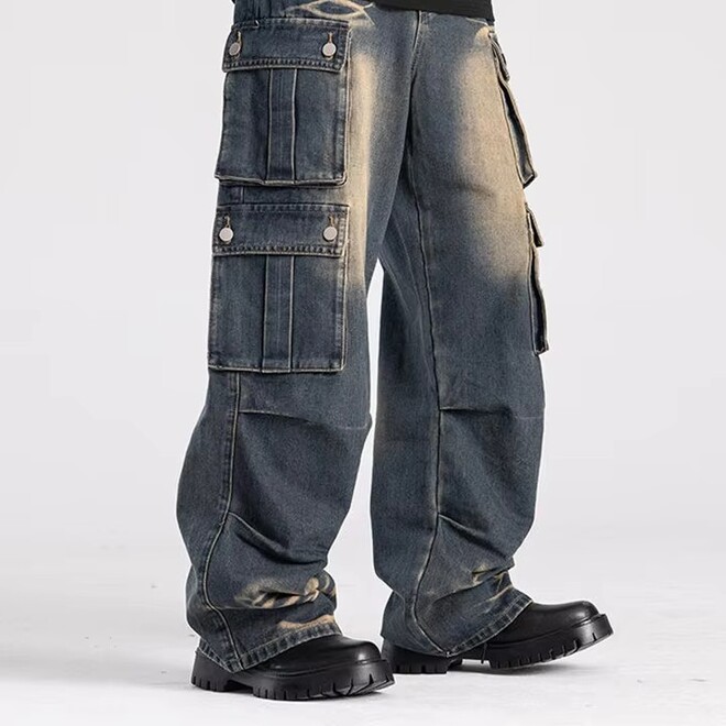 Light Washed Wide Straight Leg Baggy Cargo Jeans
